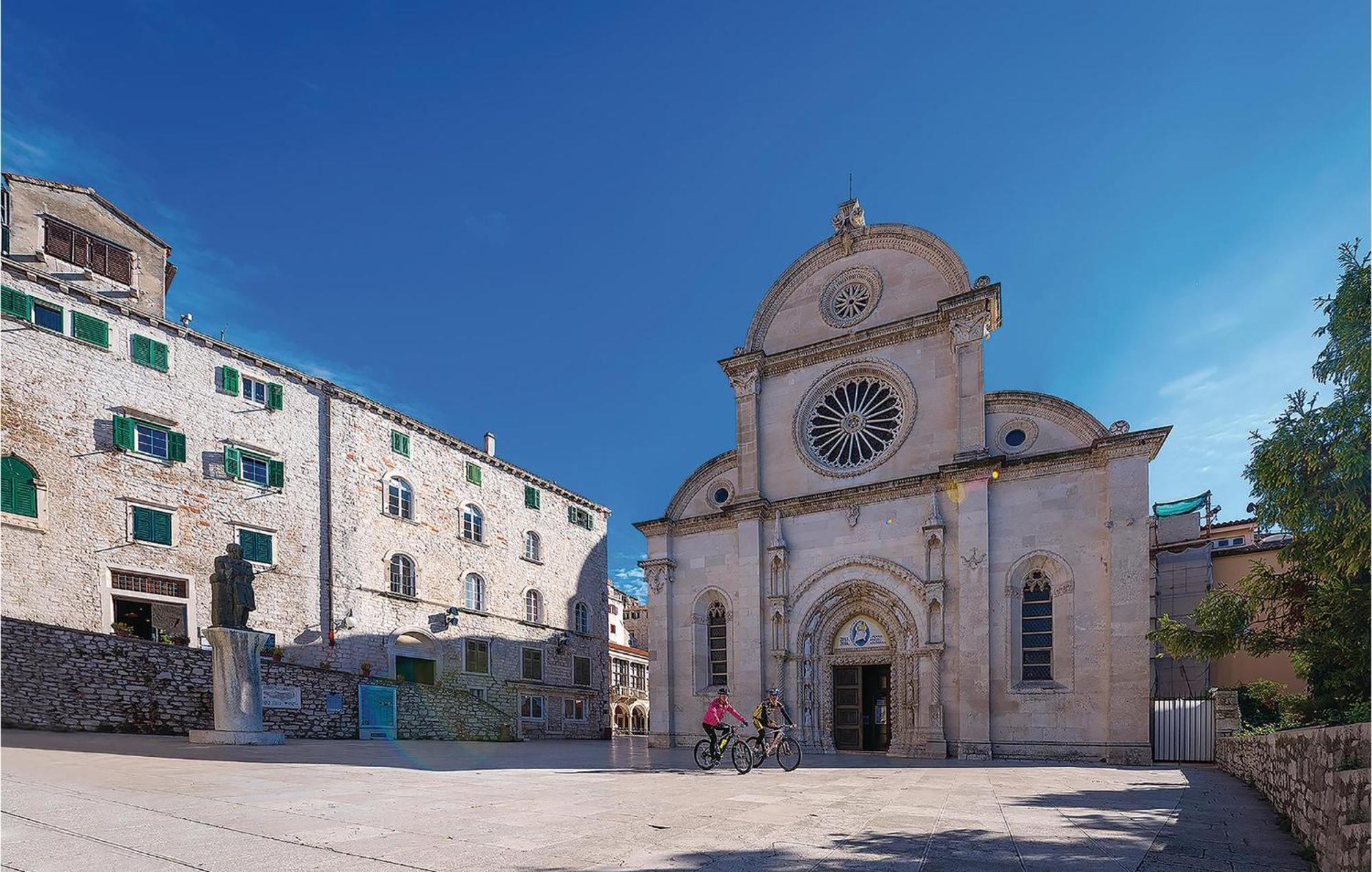 Nice Home In Sibenik With Kitchen Bagian luar foto