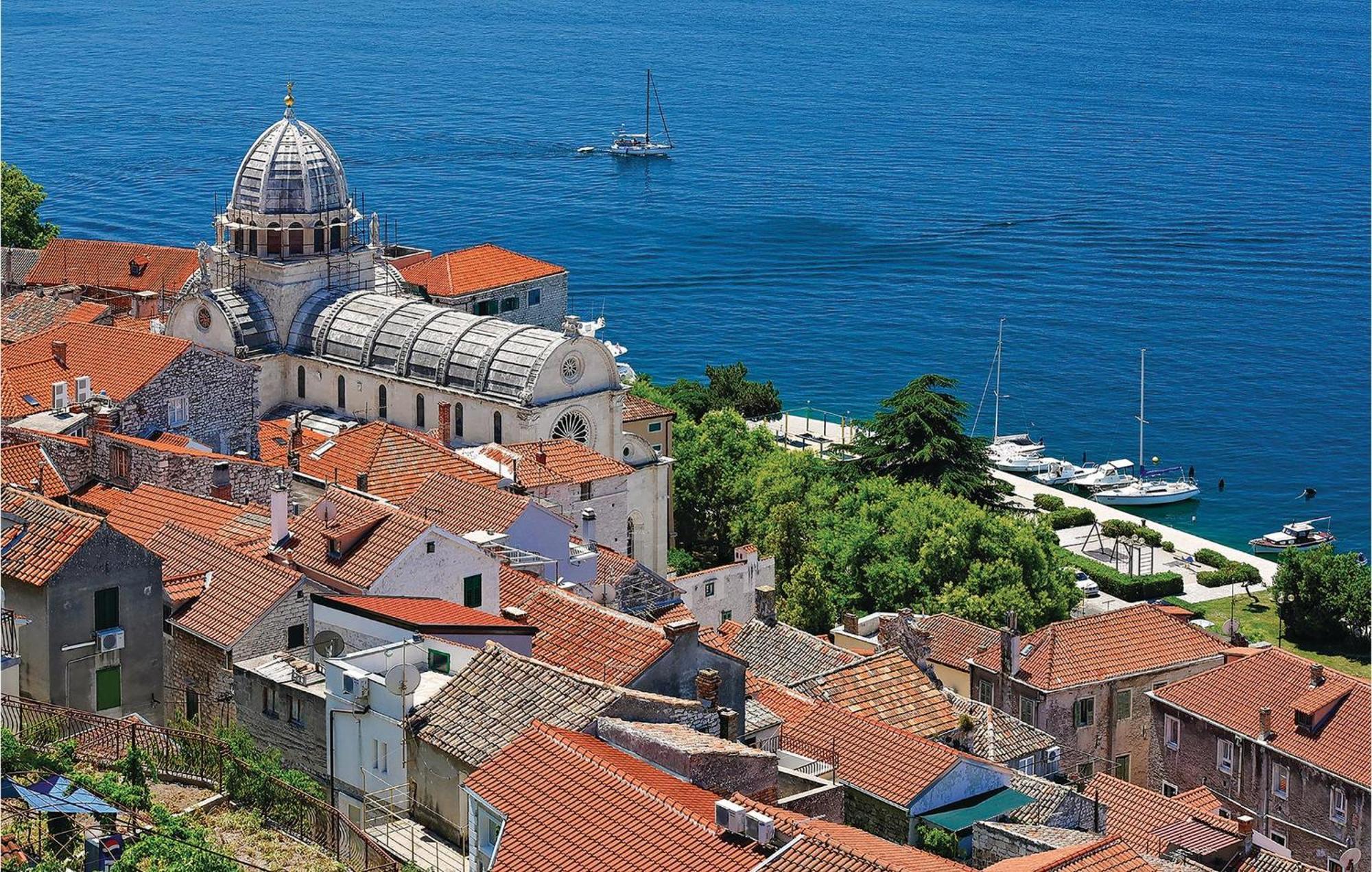 Nice Home In Sibenik With Kitchen Bagian luar foto