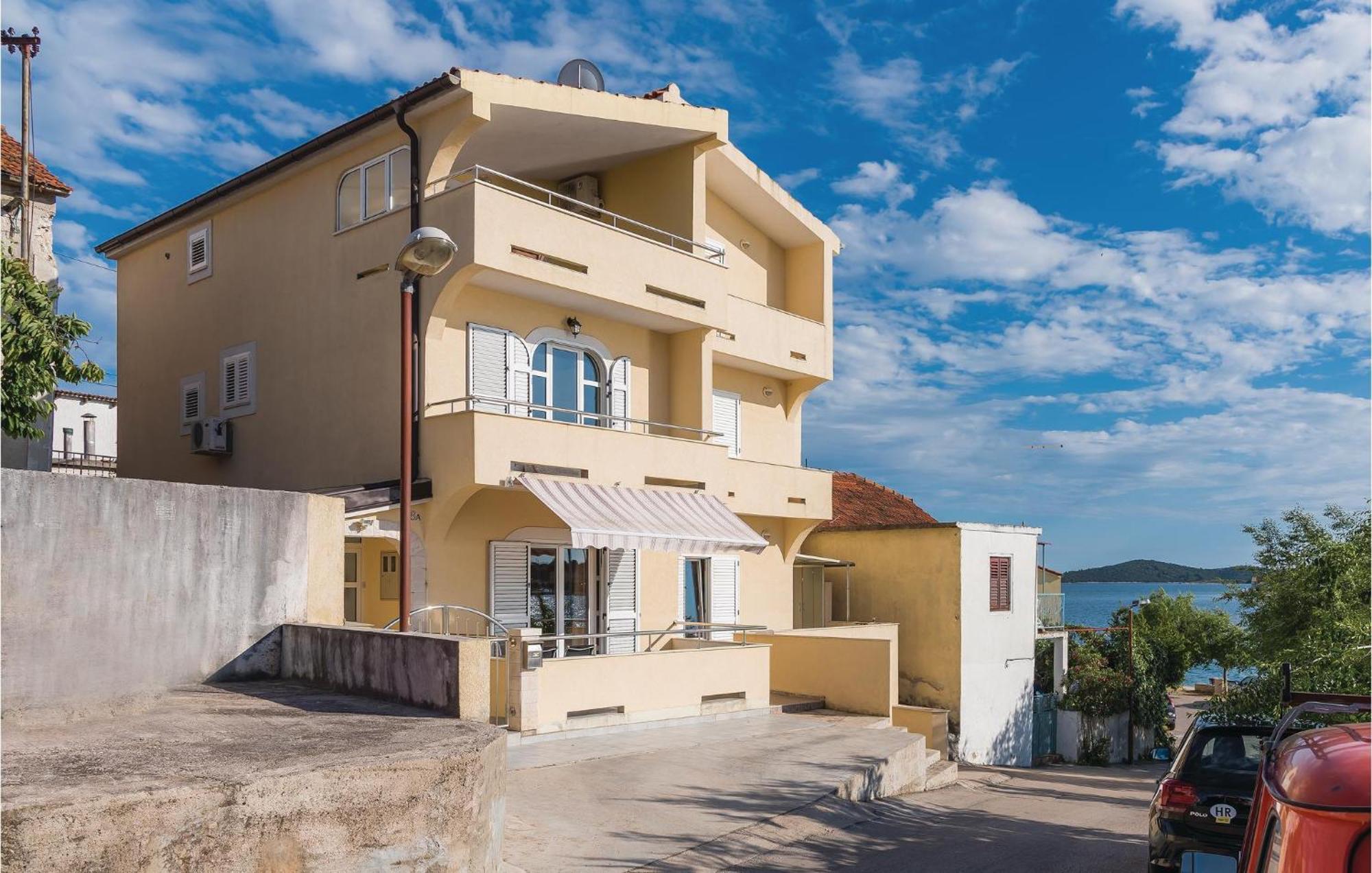 Nice Home In Sibenik With Kitchen Bagian luar foto