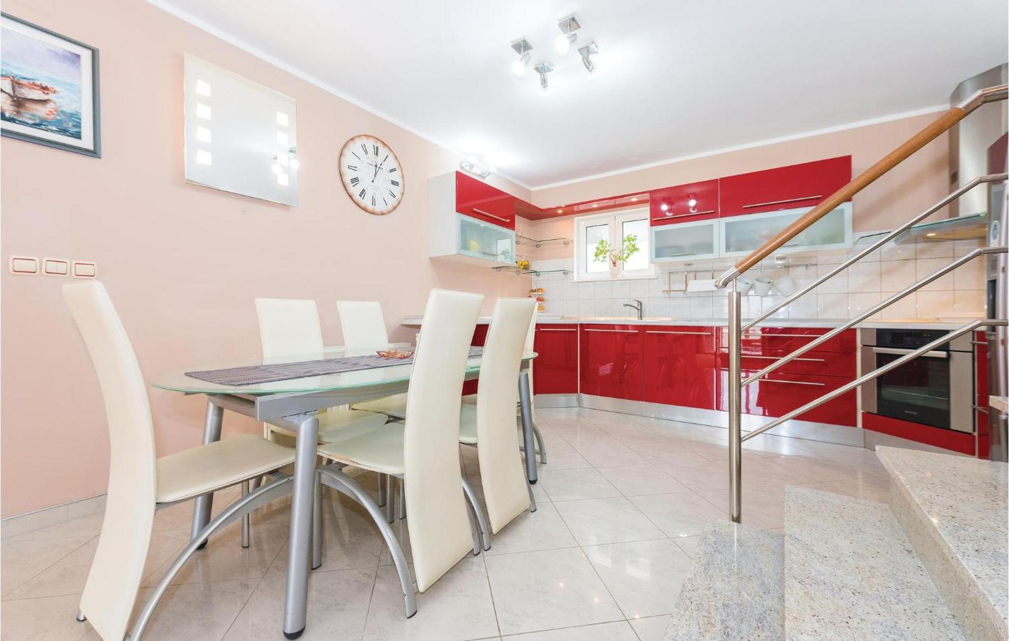Nice Home In Sibenik With Kitchen Bagian luar foto
