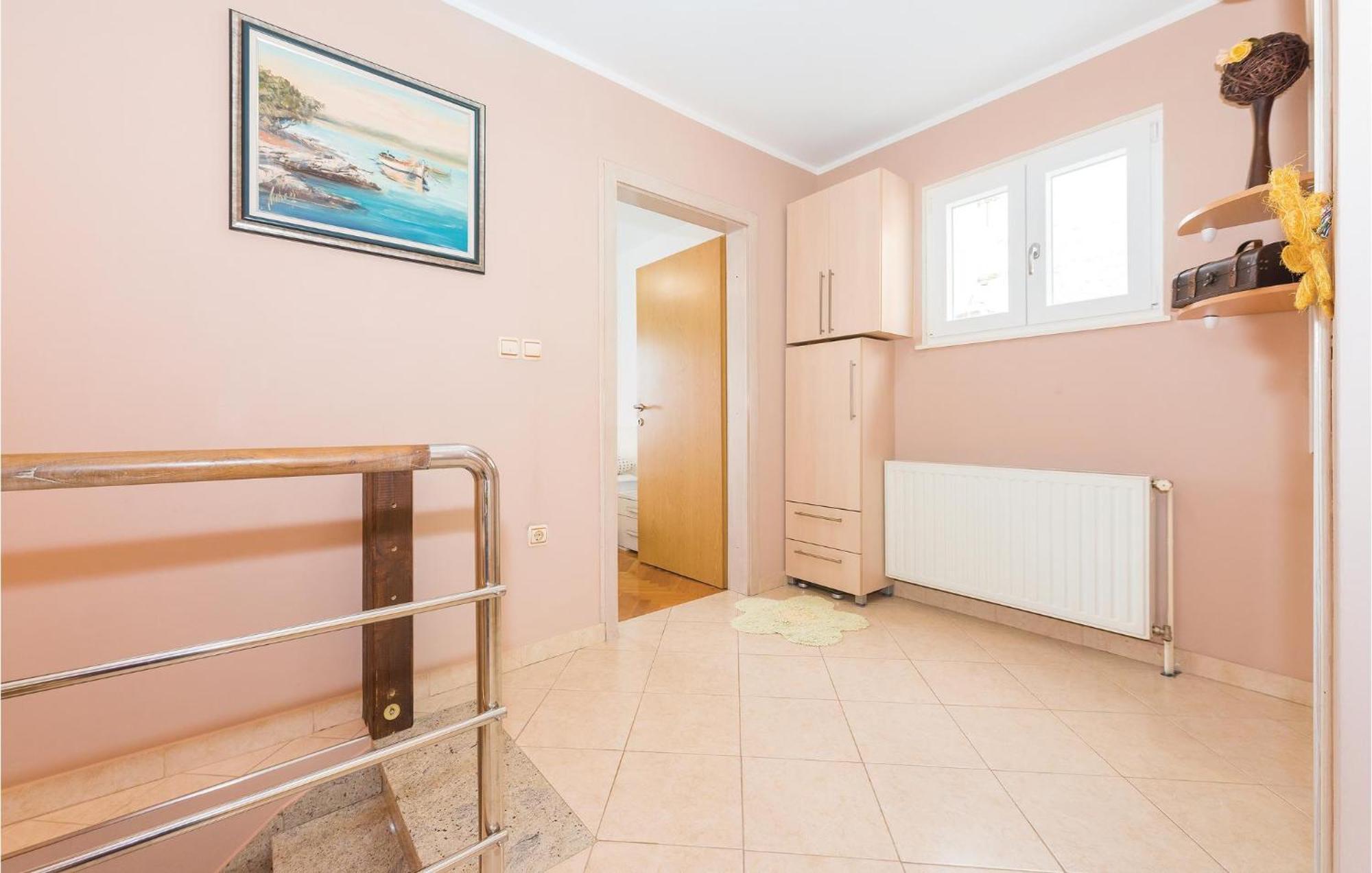 Nice Home In Sibenik With Kitchen Bagian luar foto