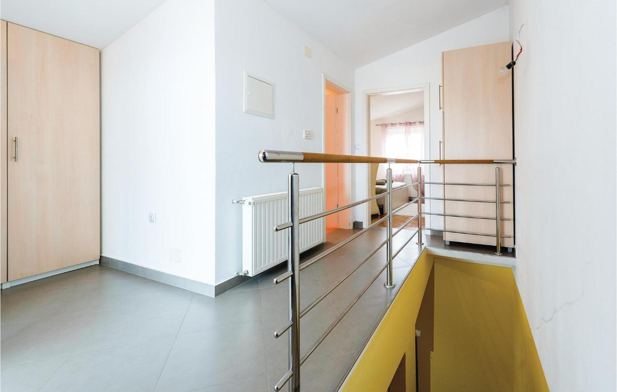Nice Home In Sibenik With Kitchen Bagian luar foto
